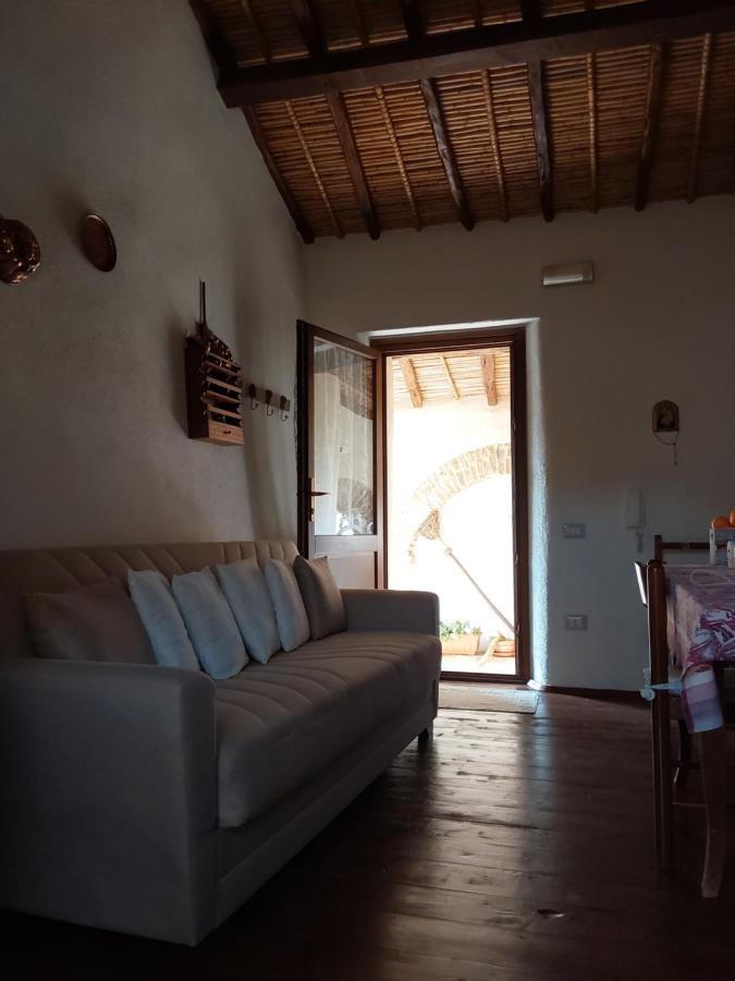 Galtellì B&B Sa Prama מראה חיצוני תמונה