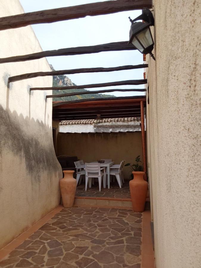 Galtellì B&B Sa Prama מראה חיצוני תמונה